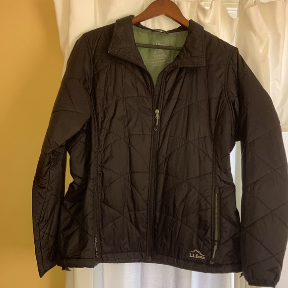 LLBean PrimaLoft black jacket - Picture 1 of 9